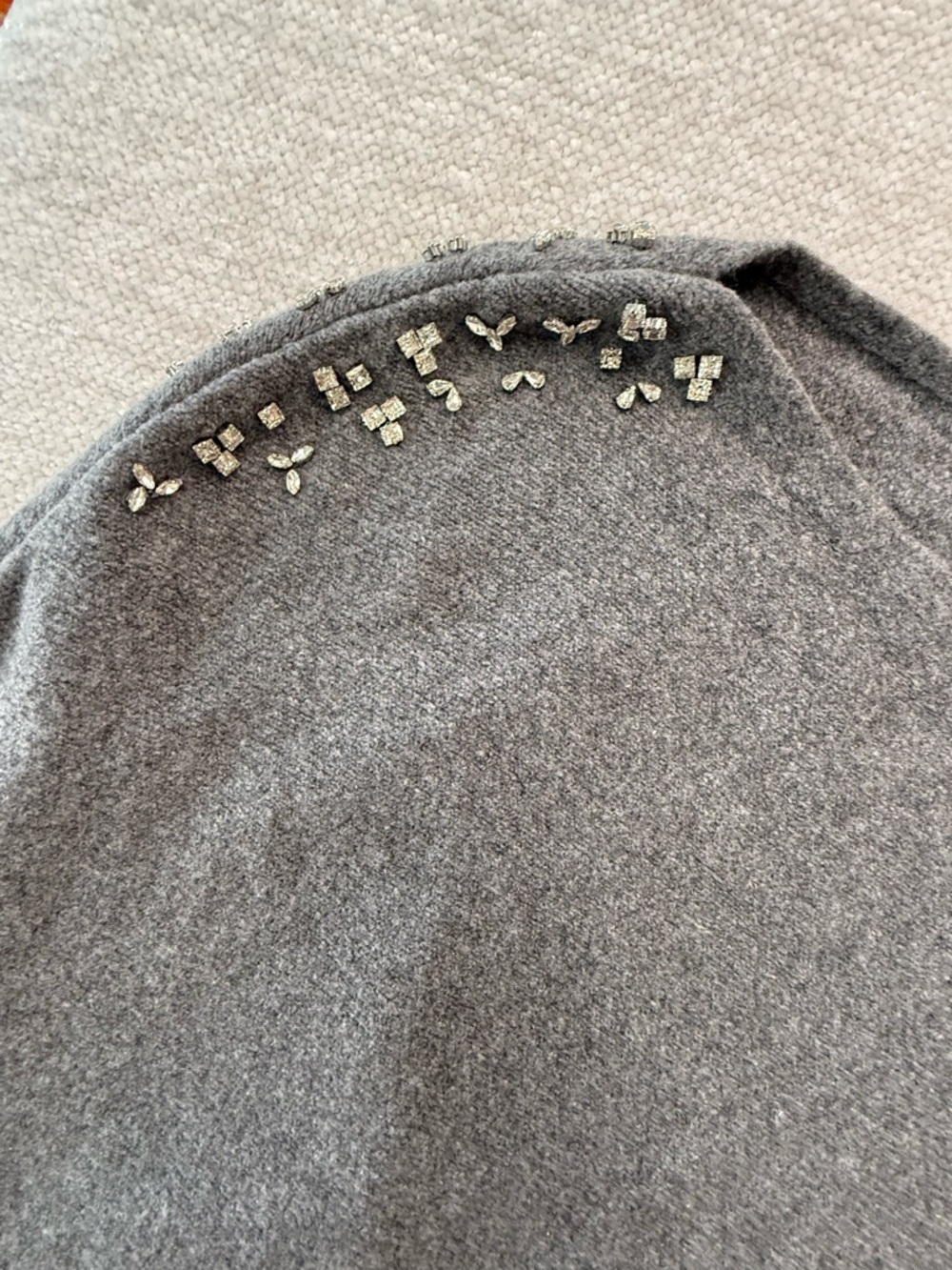 NWT Talbots Plus Heather Grey Rhinestone‎ Embellished Shawl Wrap Size X/1X - Picture 4 of 5